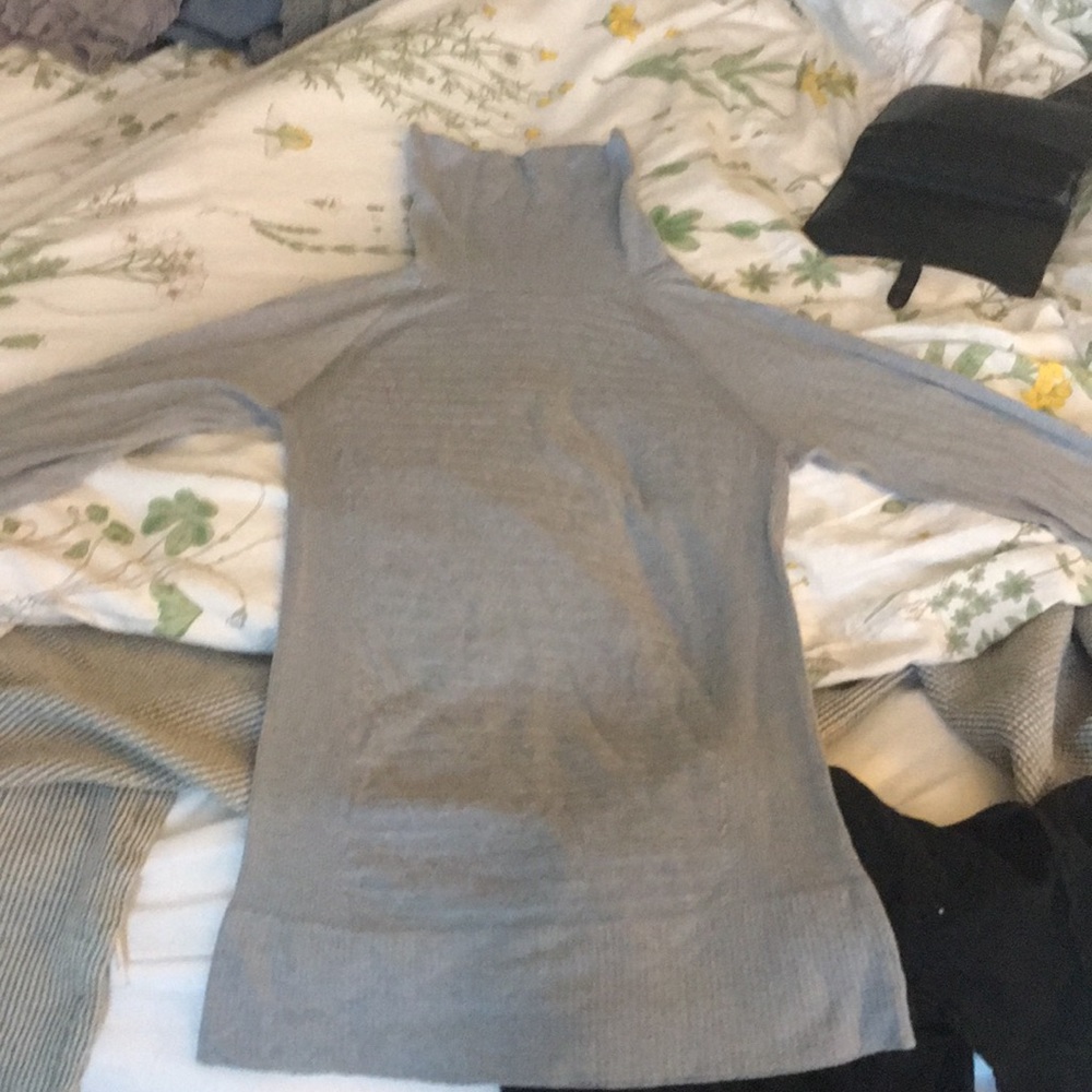 Athleta stretch turtleneck